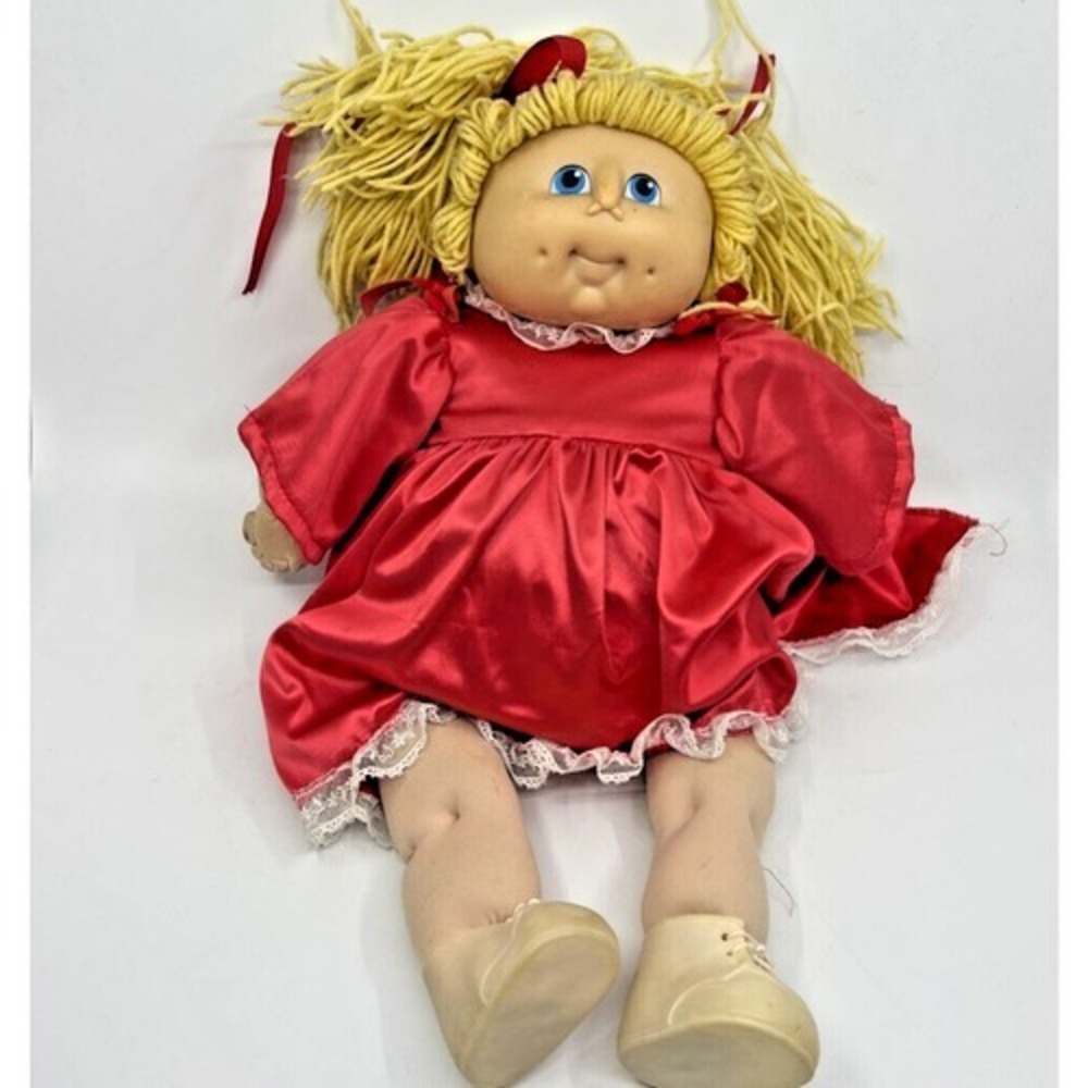 Fibre-Craft Doll‎ Baby Vintage 1984 Red Dress Yellow Yarn Hair Good Condition